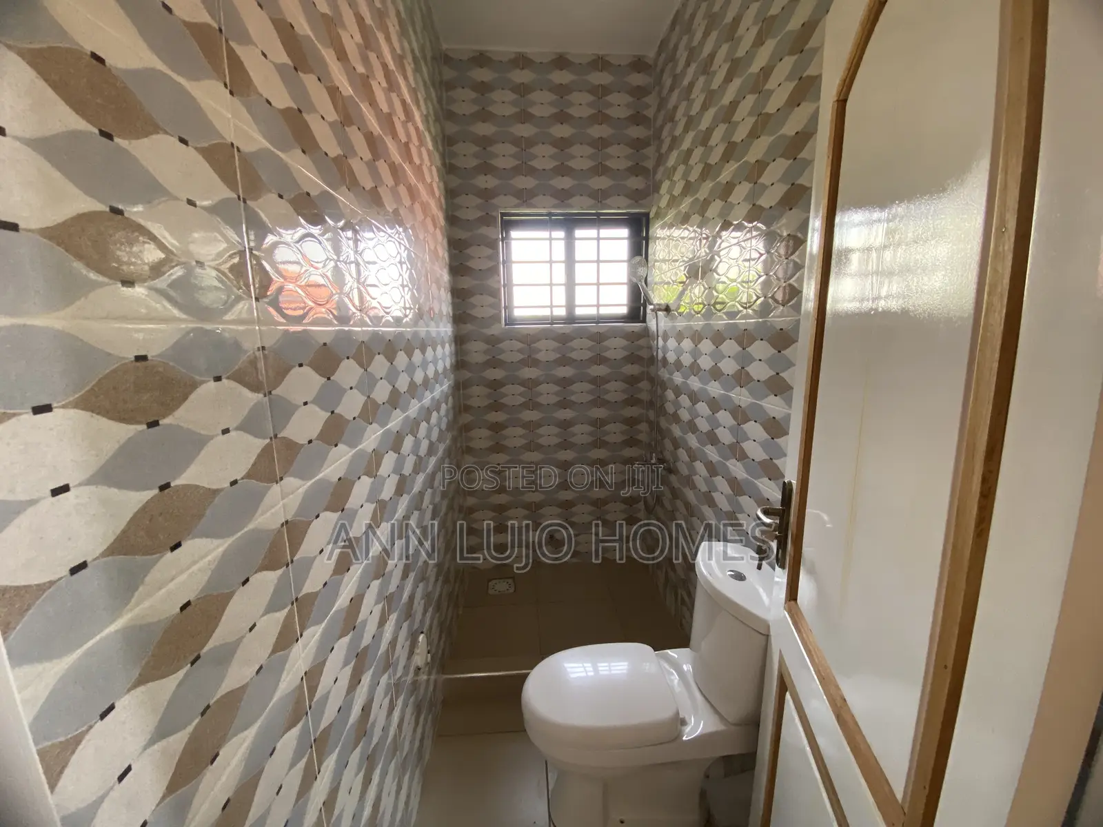 Furnished 1bdrm Apartment in East Airport, Papaye for rent