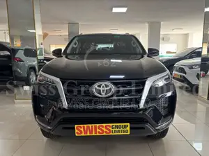 New Toyota Fortuner 2025 Black
