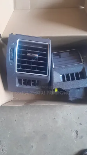 Toyota Land Cruiser Prado 2010 to 2017 Ac Vent Available