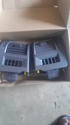 Toyota Land Cruiser Prado 2010 to 2017 Ac Vent Available