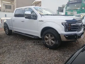 Ford F-150 Lariat 4x4 SuperCab Styleside 6.5 ft. box 145 in. WB 2019