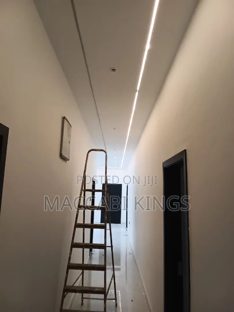 5bdrm House in Maccabi Real Estate, Kumasi Metropolitan for sale