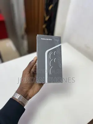 New Samsung Galaxy S26 Ultra 5G 256 GB Silver