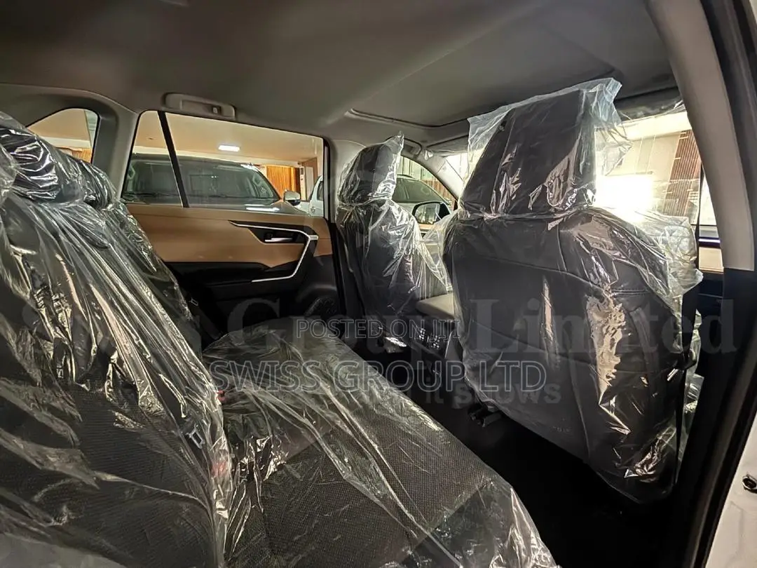 New Toyota RAV4 2025 White