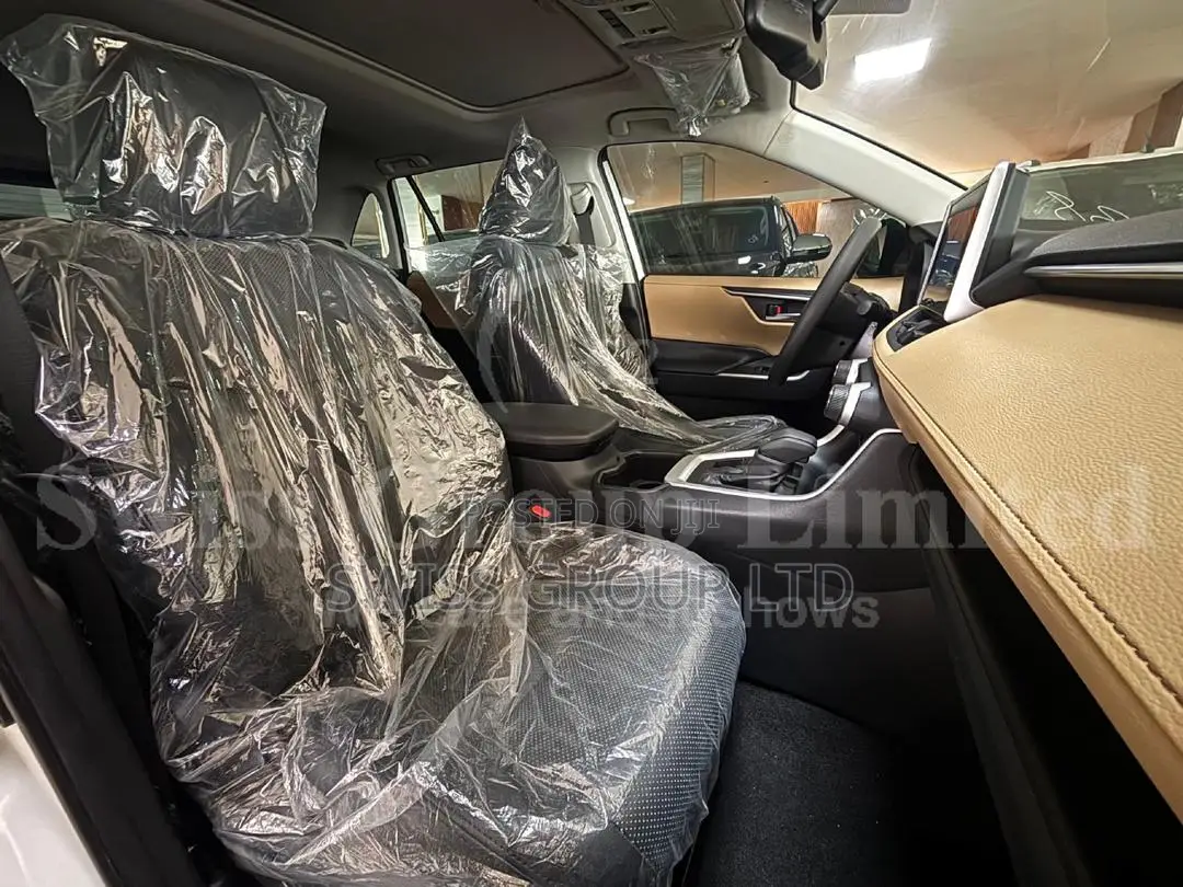 New Toyota RAV4 2025 White
