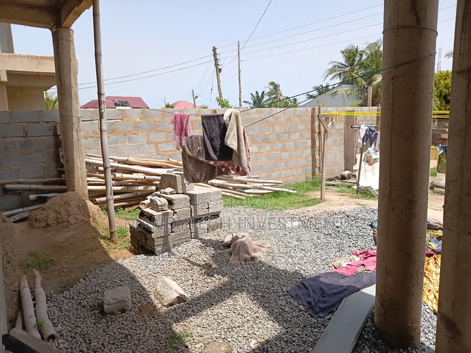 Splendid 6bedroom Uncompleted Mansion- Adenta