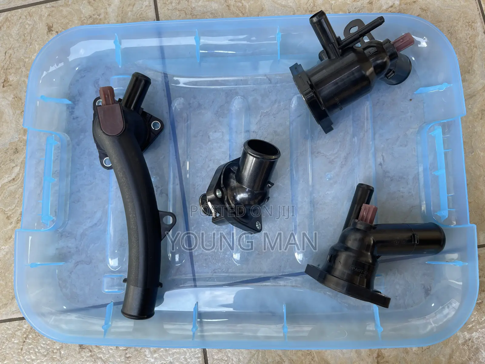 Toyota Corolla, Rav4, Camry, 4 Runner, Hilux, Highlander Thermostat