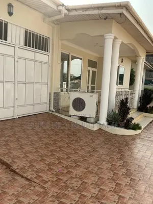 6bdrm House in Botwe Near Little for rent