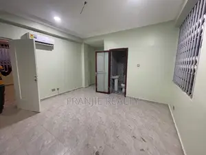 2bdrm Apartment in Franjie Realty, Lapaz for rent
