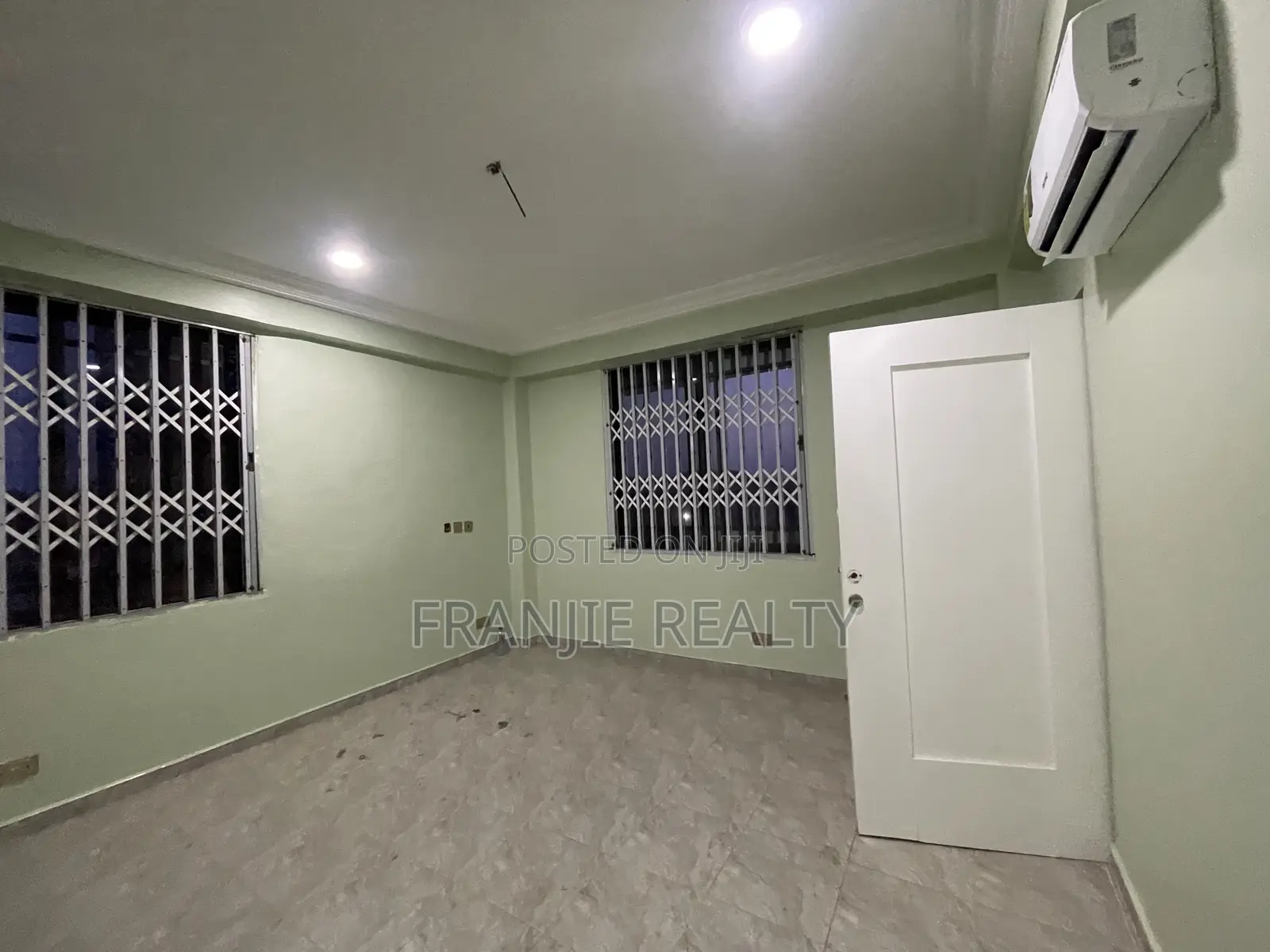 2bdrm Apartment in Franjie Realty, Lapaz for rent