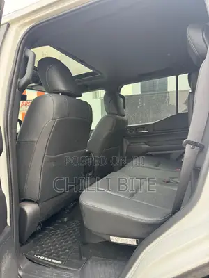 Toyota Land Cruiser Prado 2.7 2024 White