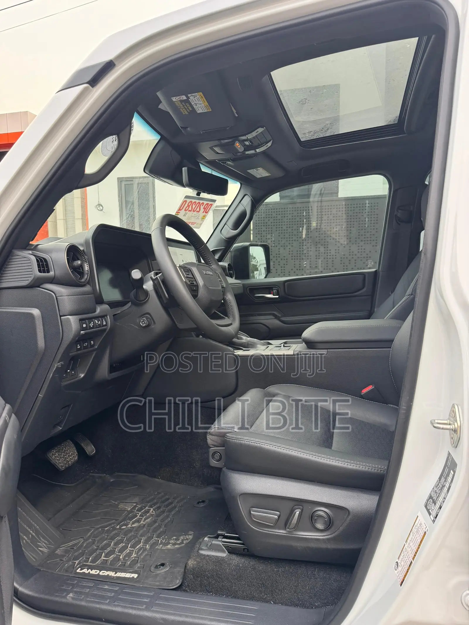 Toyota Land Cruiser Prado 2.7 2024 White