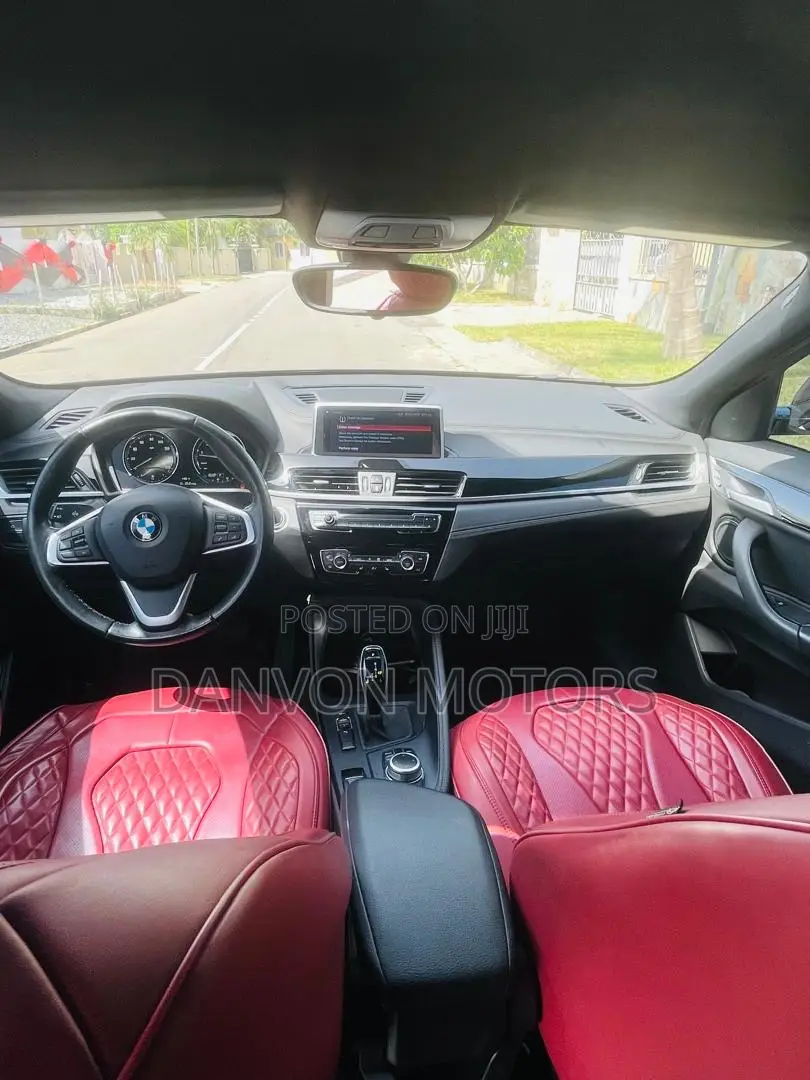 BMW X2 sDrive28i FWD 2020 Black