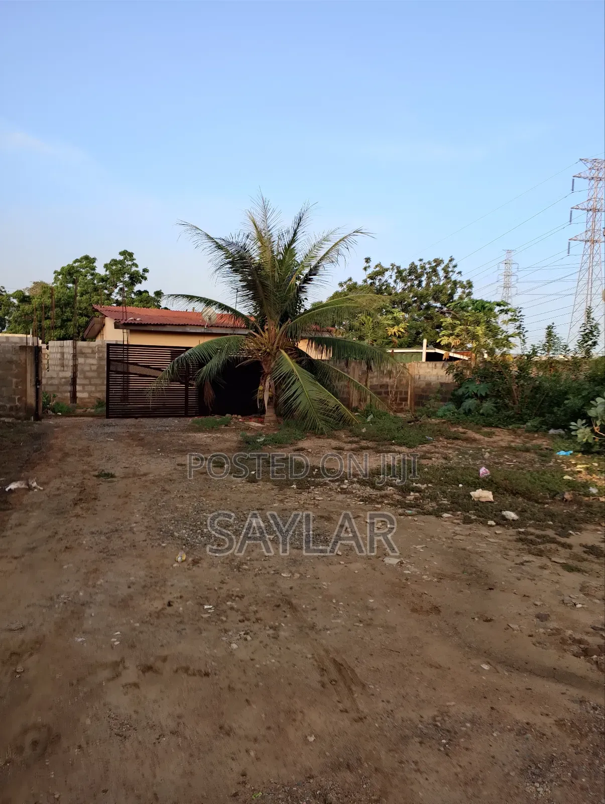 3bdrm House in Enjoyy Estates, Tema Metropolitan for sale