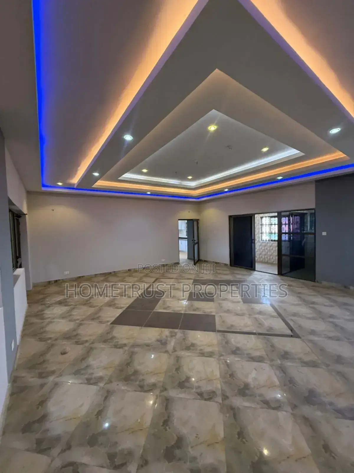 5bdrm House in Weija Scc Area for sale