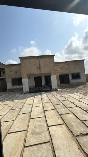 3bdrm House in Kasoa for sale