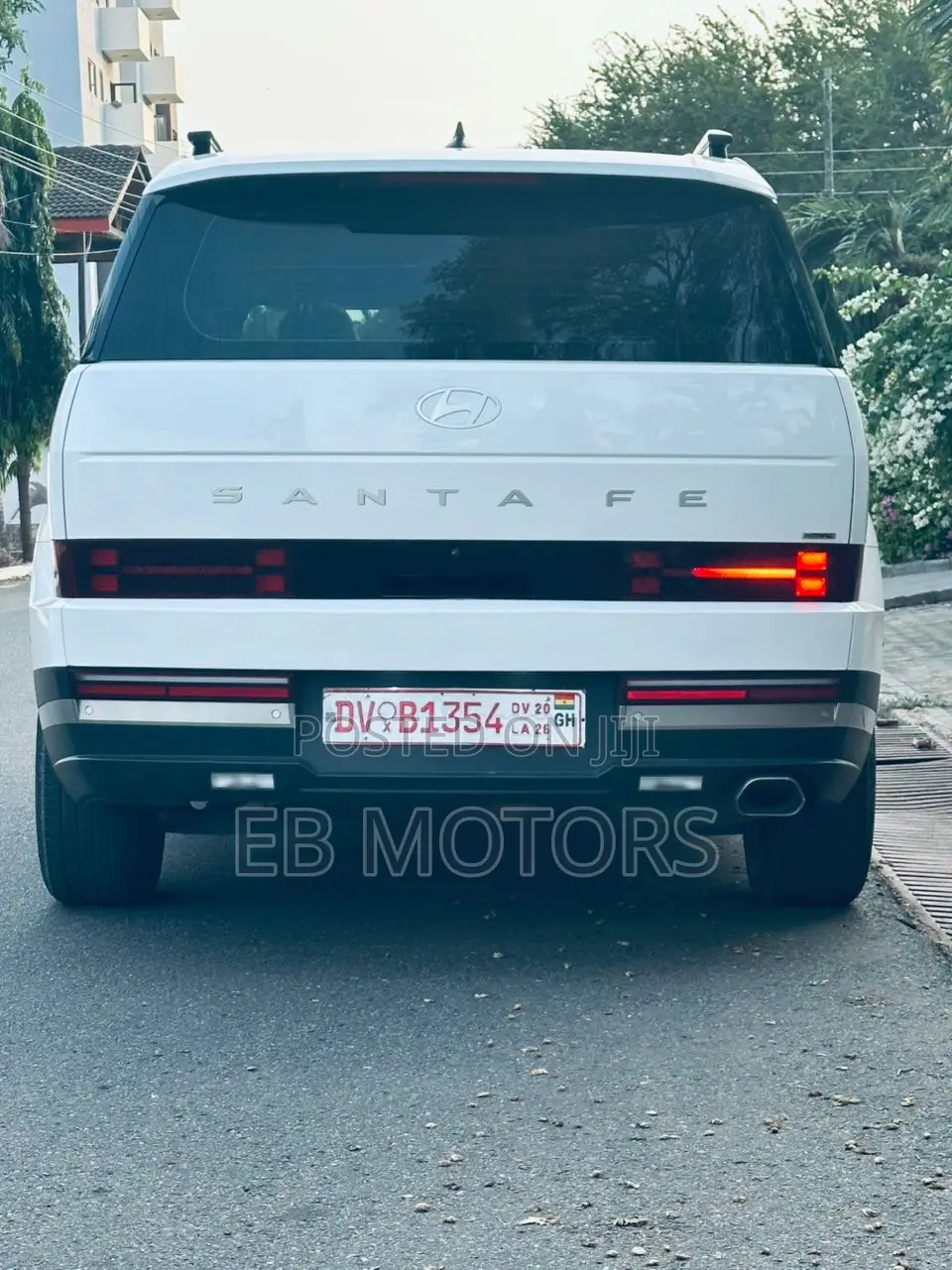 Hyundai Santa Fe Limited 2024 White
