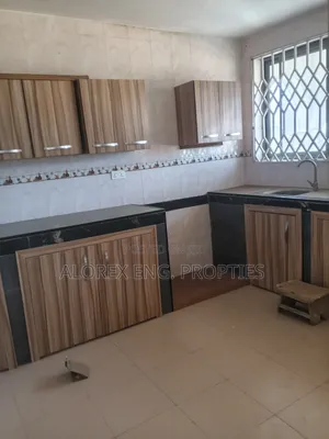 3bdrm Apartment in Housing Down for rent