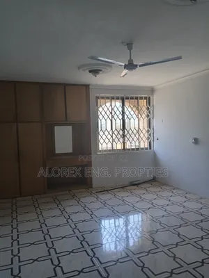 3bdrm Apartment in Housing Down for rent