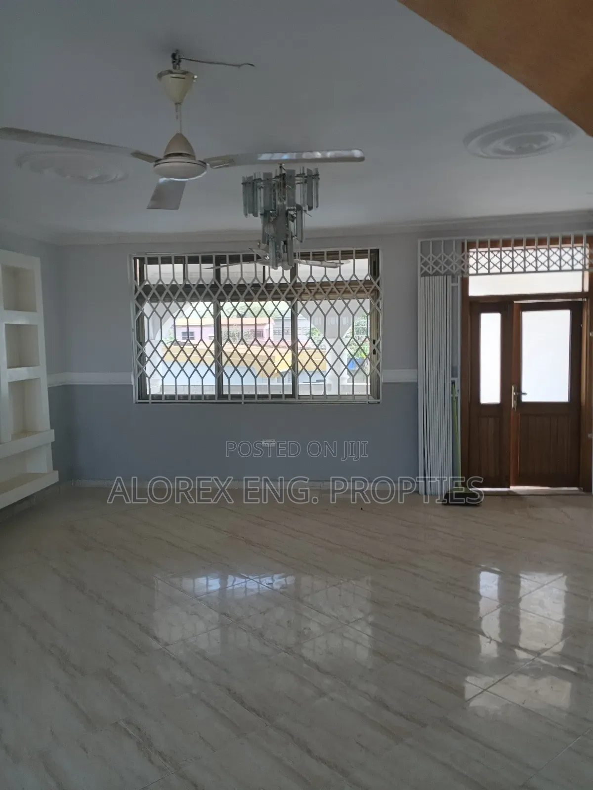 3bdrm Apartment in Housing Down for rent