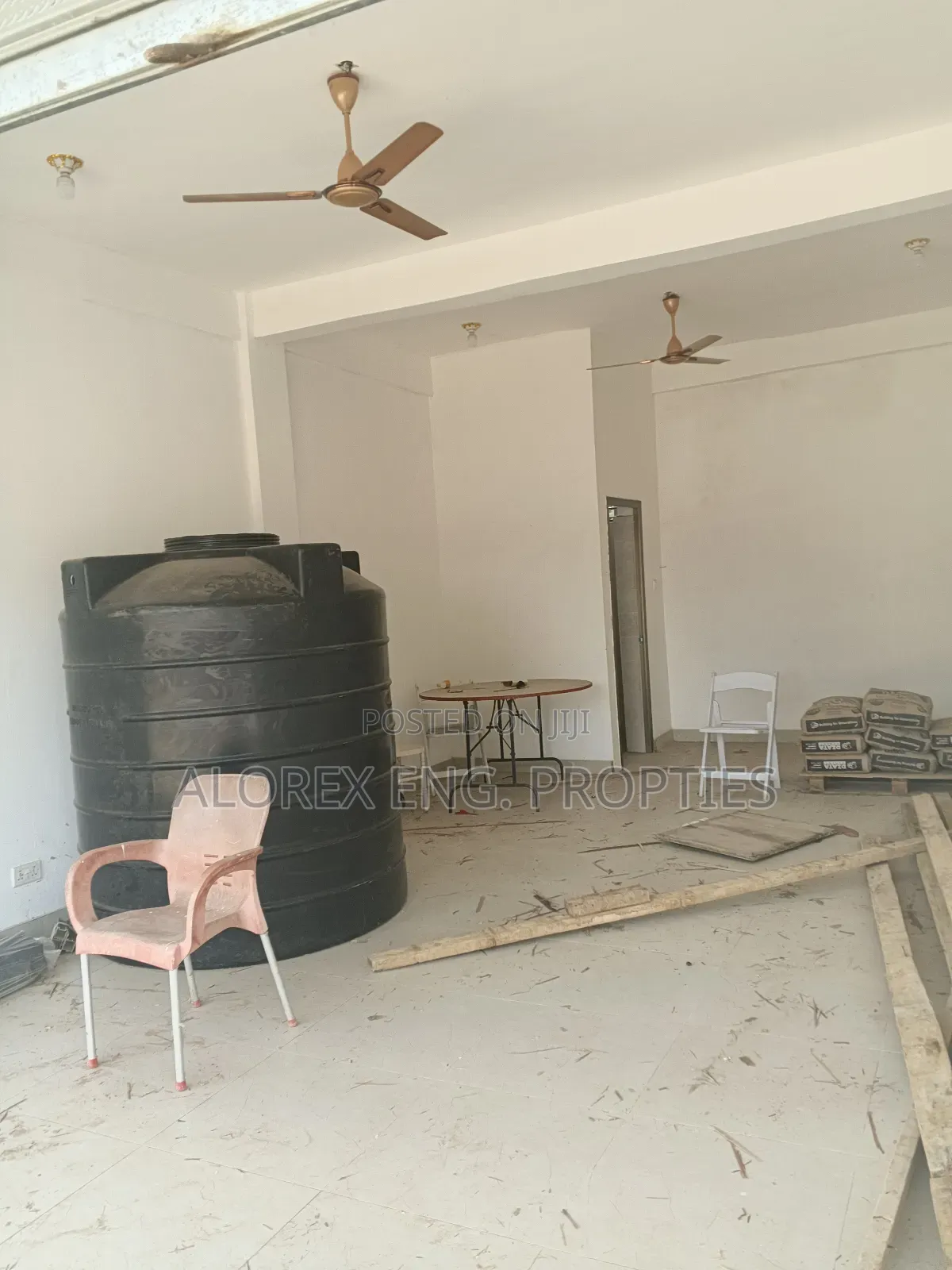 Shop for Rent at Oyarifa