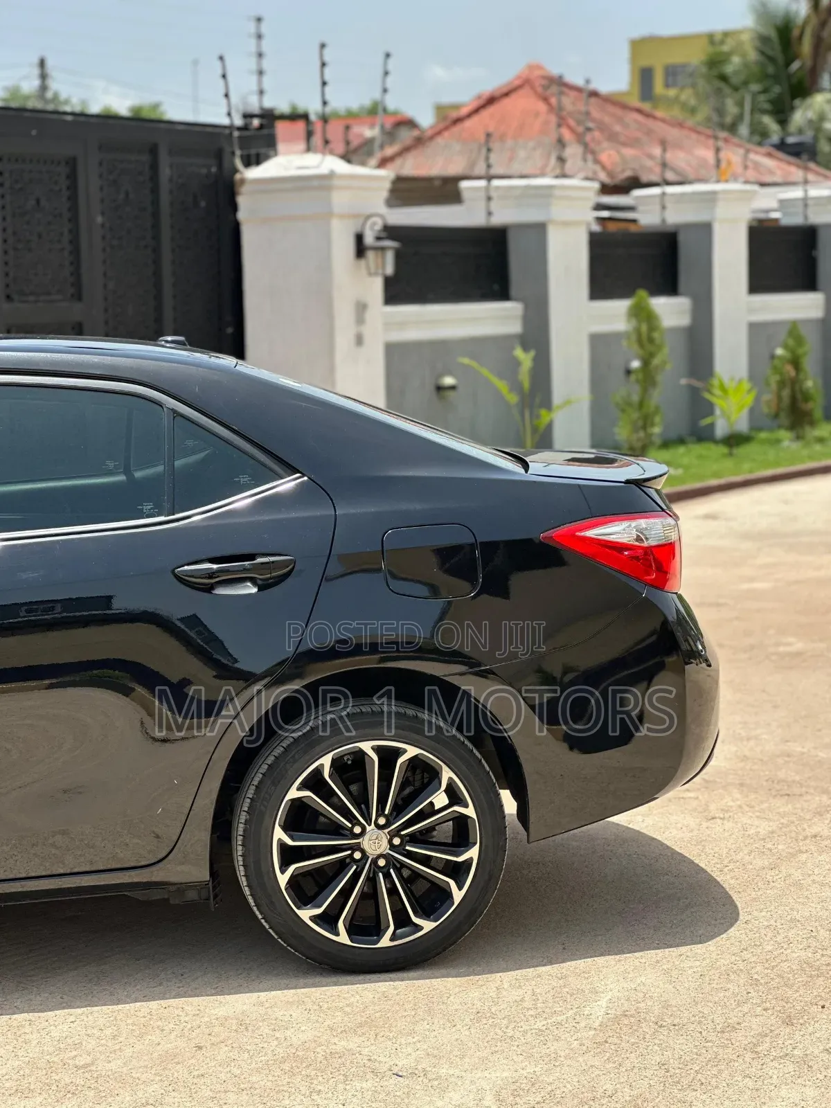 Toyota Corolla S Plus 4dr Sedan (1.8L 4cyl CVT) 2016 Black