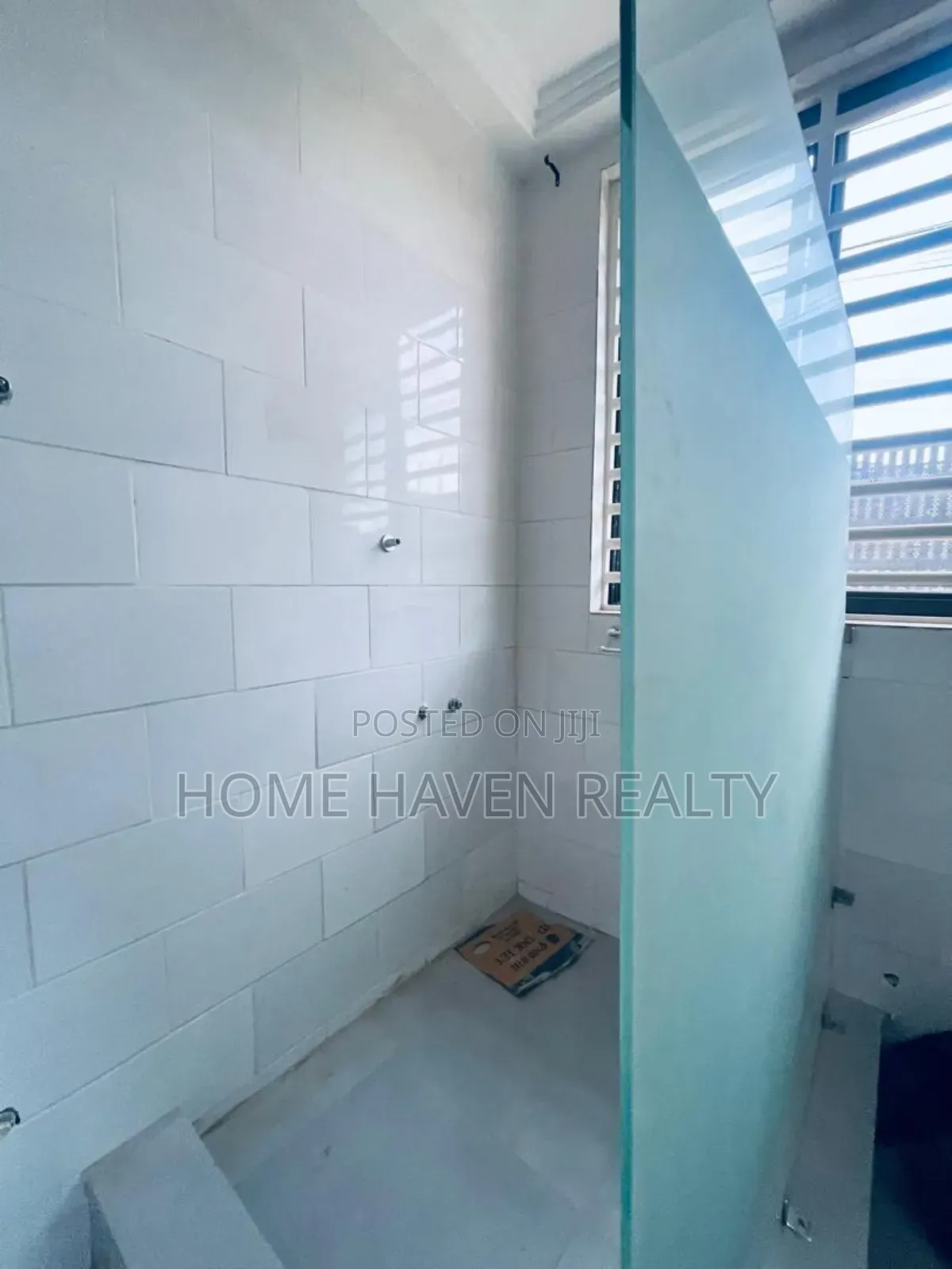 3bdrm Apartment in East Legon, Police Station for rent