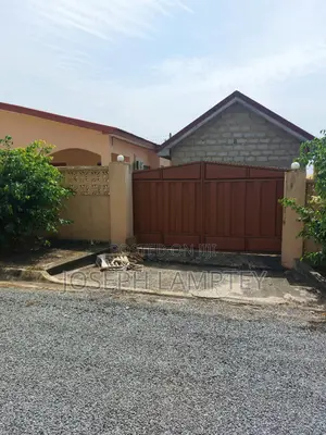 3bdrm House in Ga East Municipal for sale