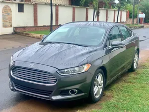 Ford Fusion Titanium FWD 2016 Gray
