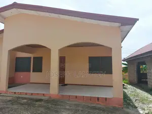 3bdrm House in Ga East Municipal for sale