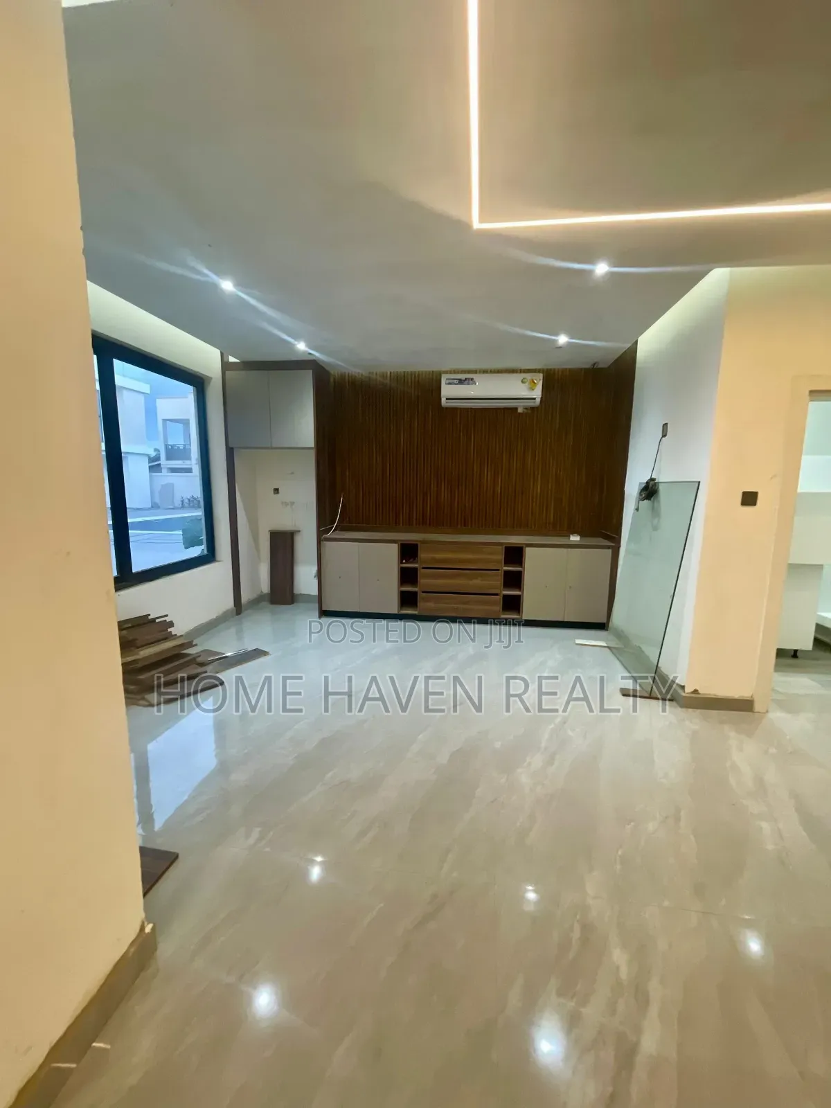 5bdrm House in East Legon Hills, Police Station for sale