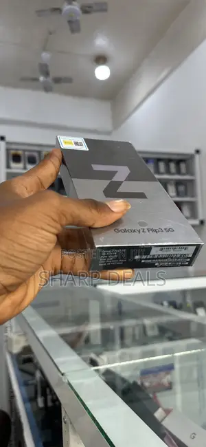 New Samsung Galaxy Z Flip 3 256 GB Black