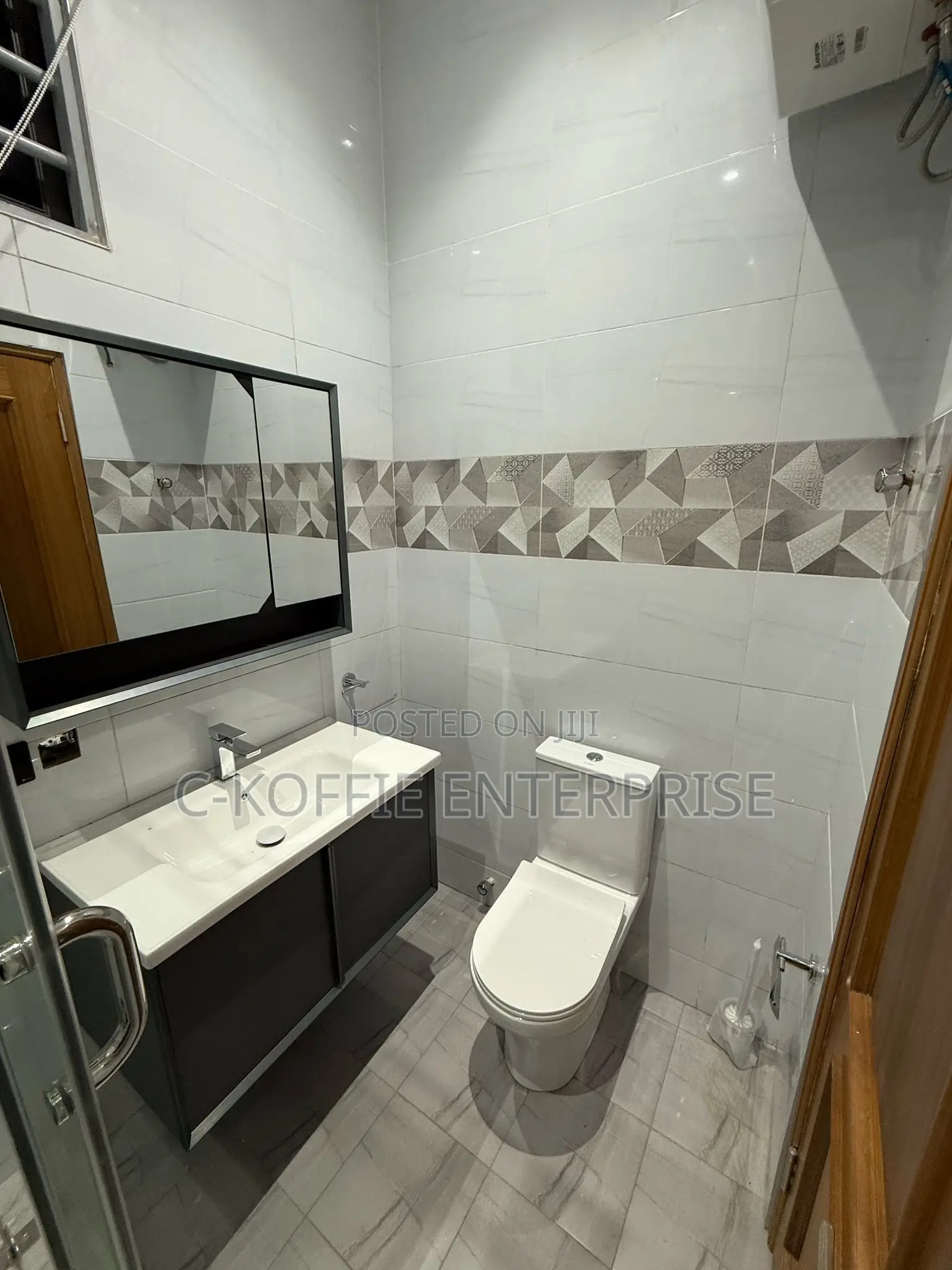Furnished 3bdrm Apartment in East Legon for rent