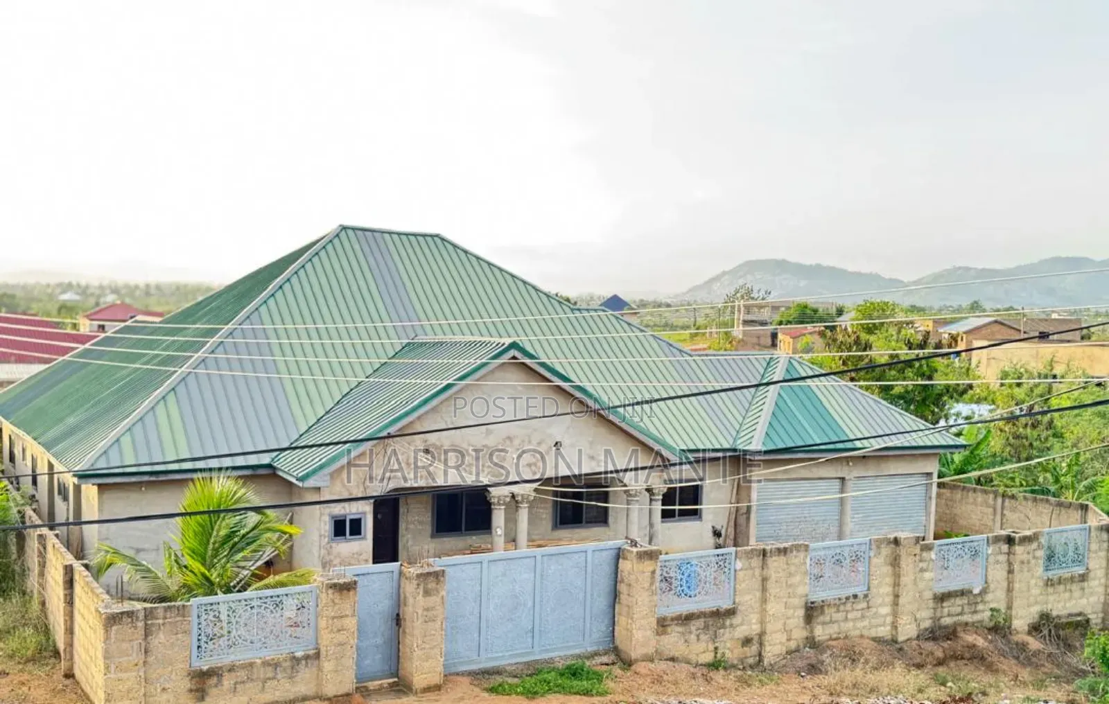 5bdrm House in Amasaman for sale