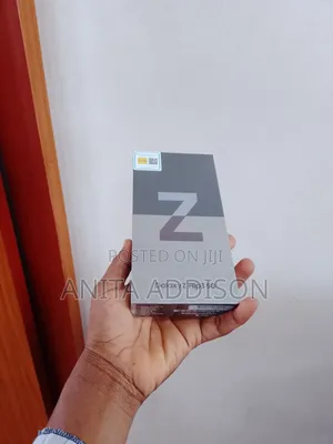 New Samsung Galaxy Z Flip 3 256 GB Blue