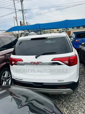 GMC Acadia 2018 White