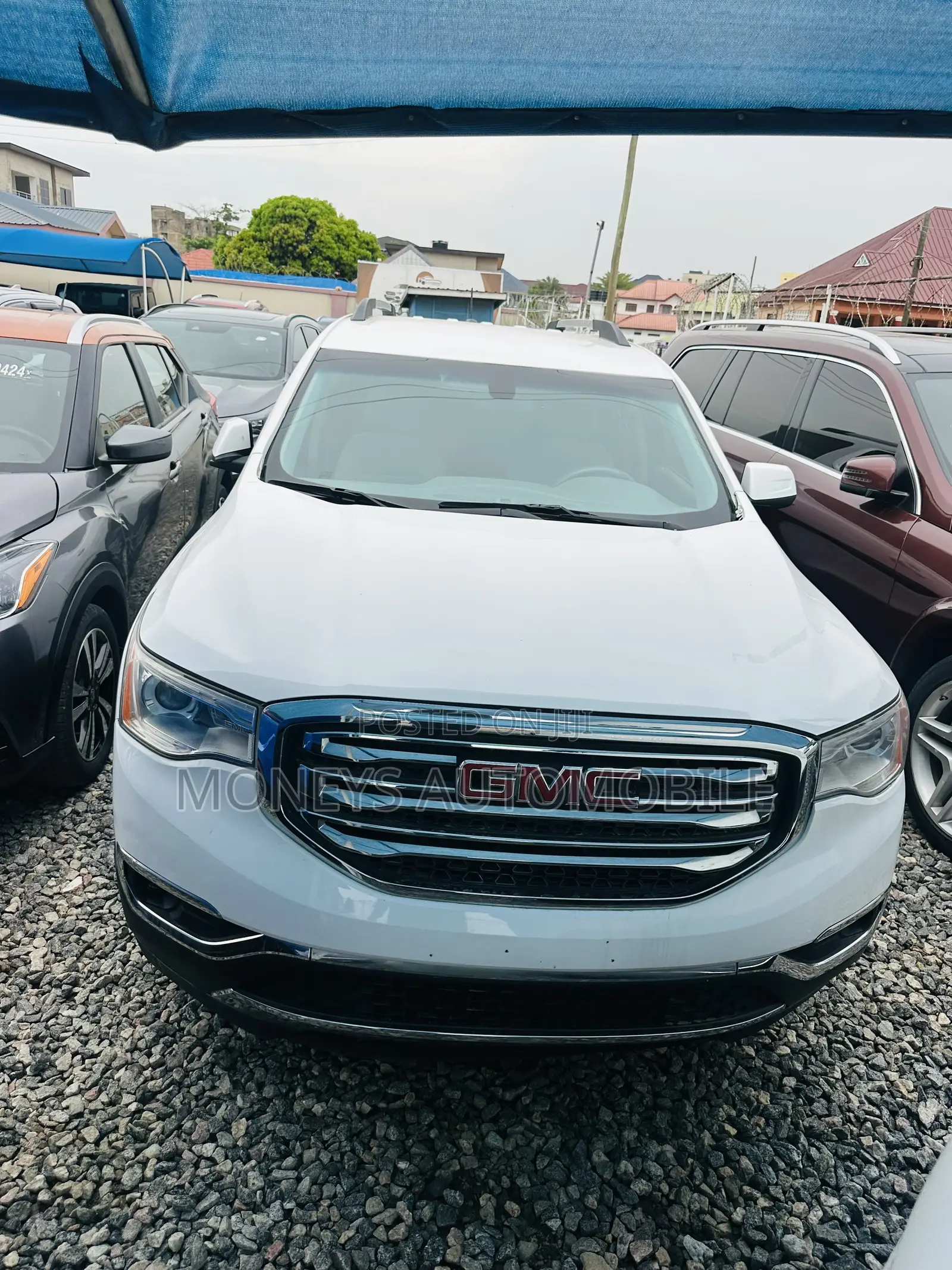 GMC Acadia 2018 White