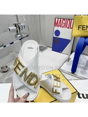 Quality Fendi Ladies Slippers Fresh in Box in White Promotion Price