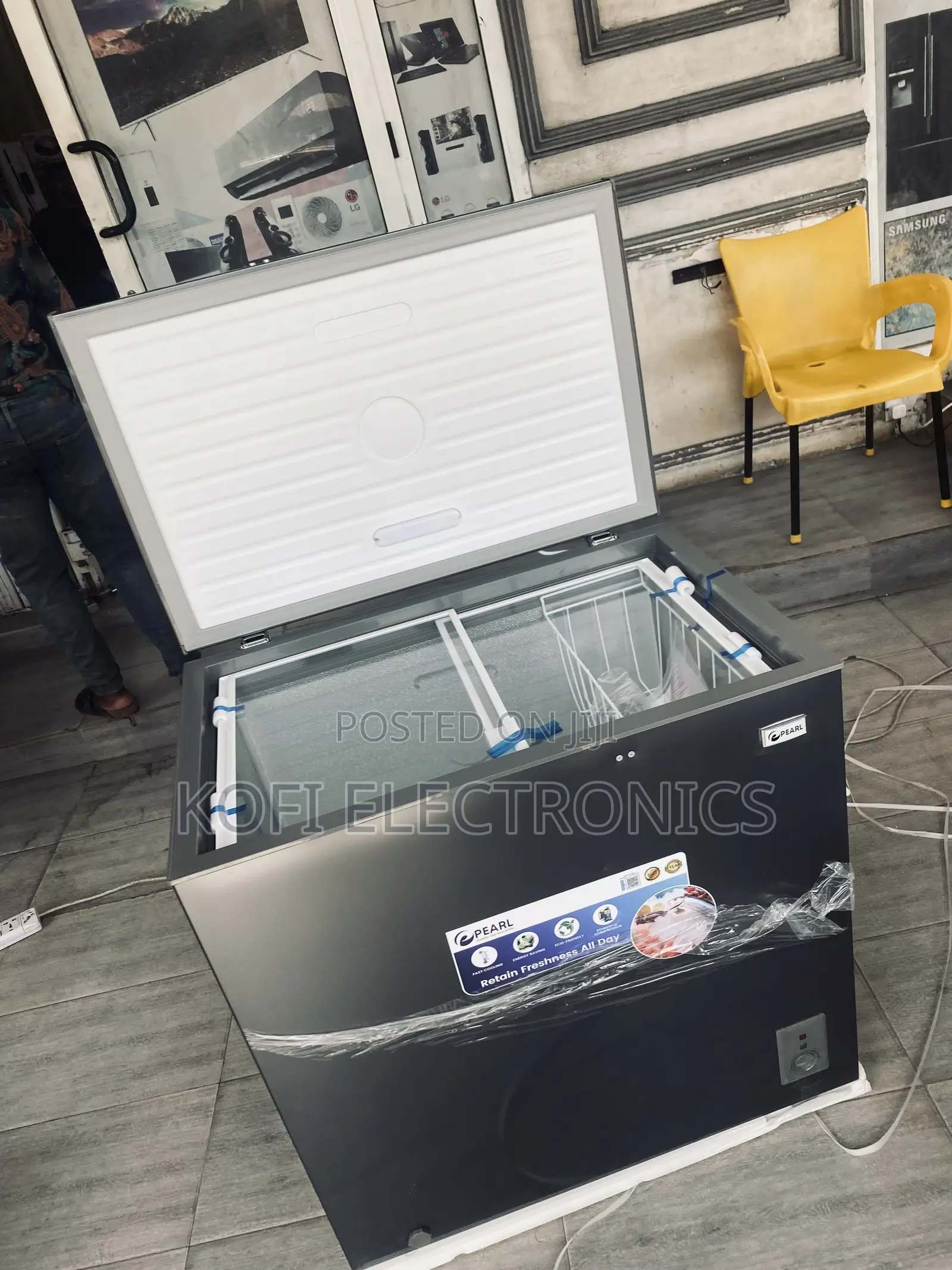 Experience Luxury Storage With Glamorous Pearl PCF-2620-13m
