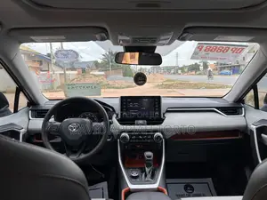Toyota RAV4 Adventure 2019 Red