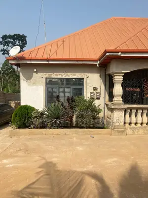 9bdrm House in Aims High Properties, Kumasi Metropolitan for sale