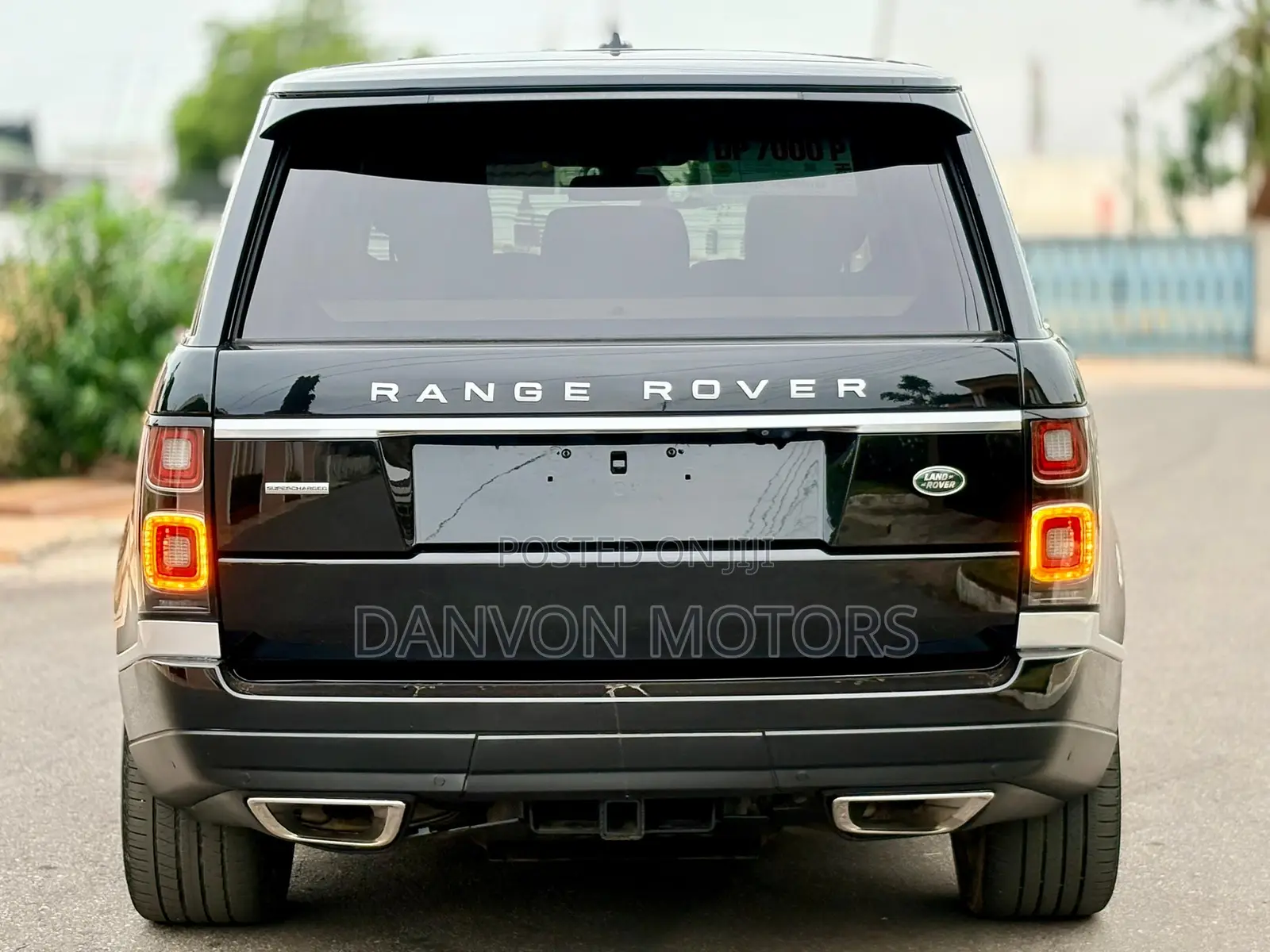 Land Rover Range Rover Vogue 2016 Black