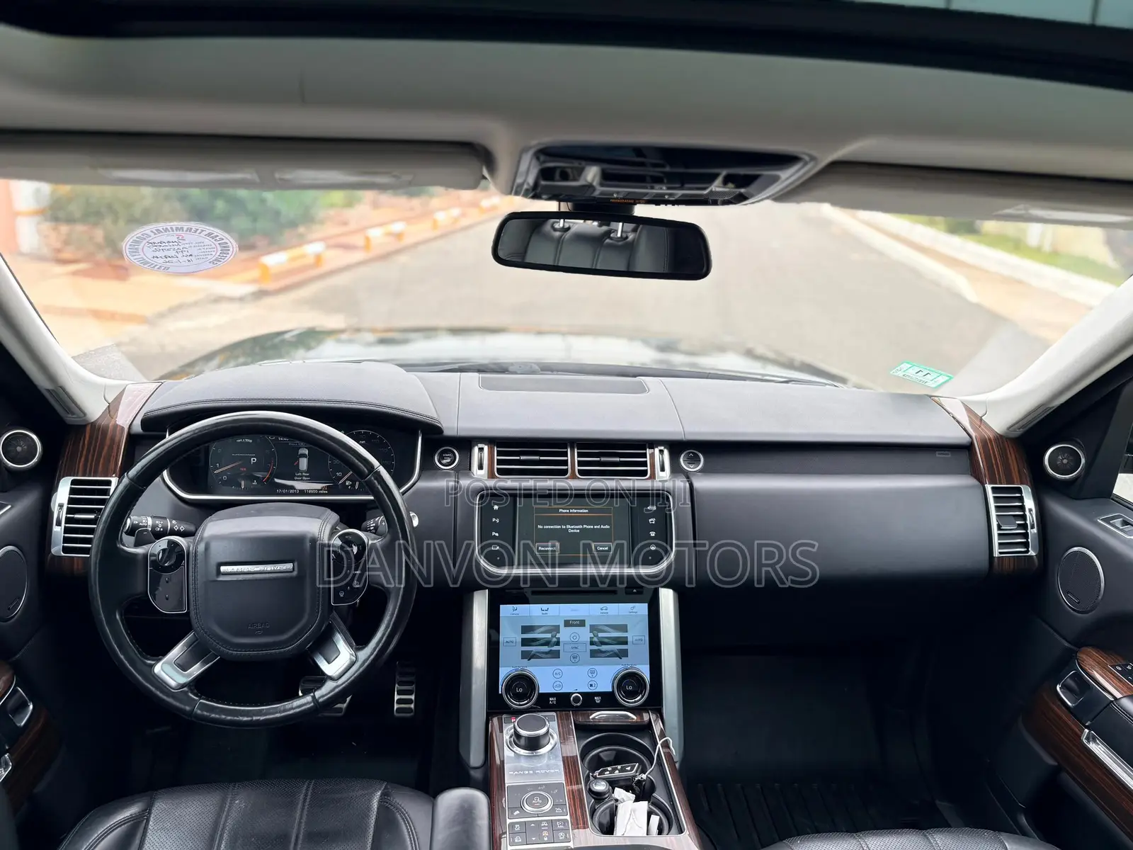 Land Rover Range Rover Vogue 2016 Black