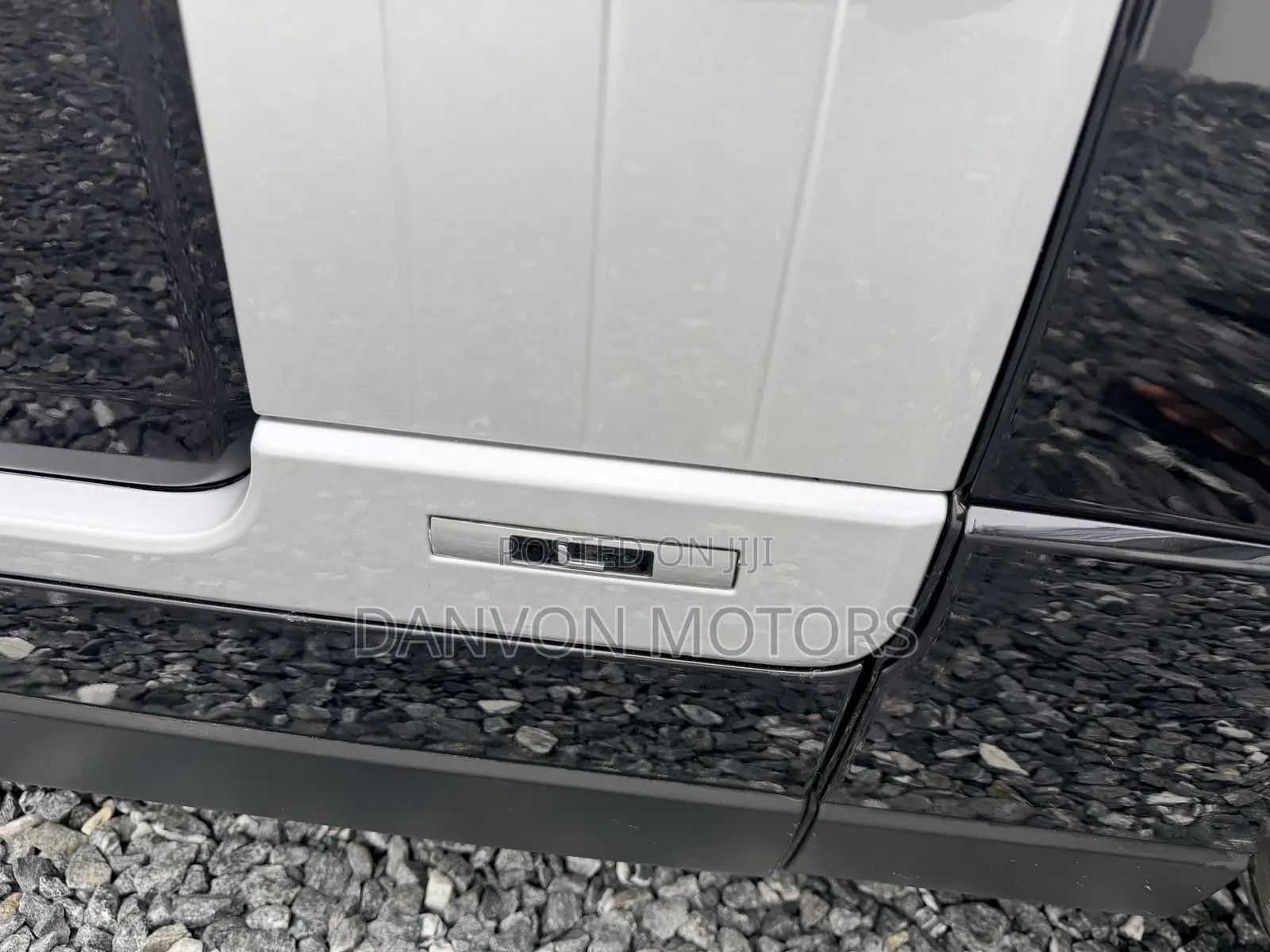 Land Rover Range Rover Vogue 2016 Black