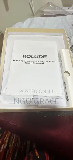 iPad Pro 11inch M4 Bluetooth Keyboard