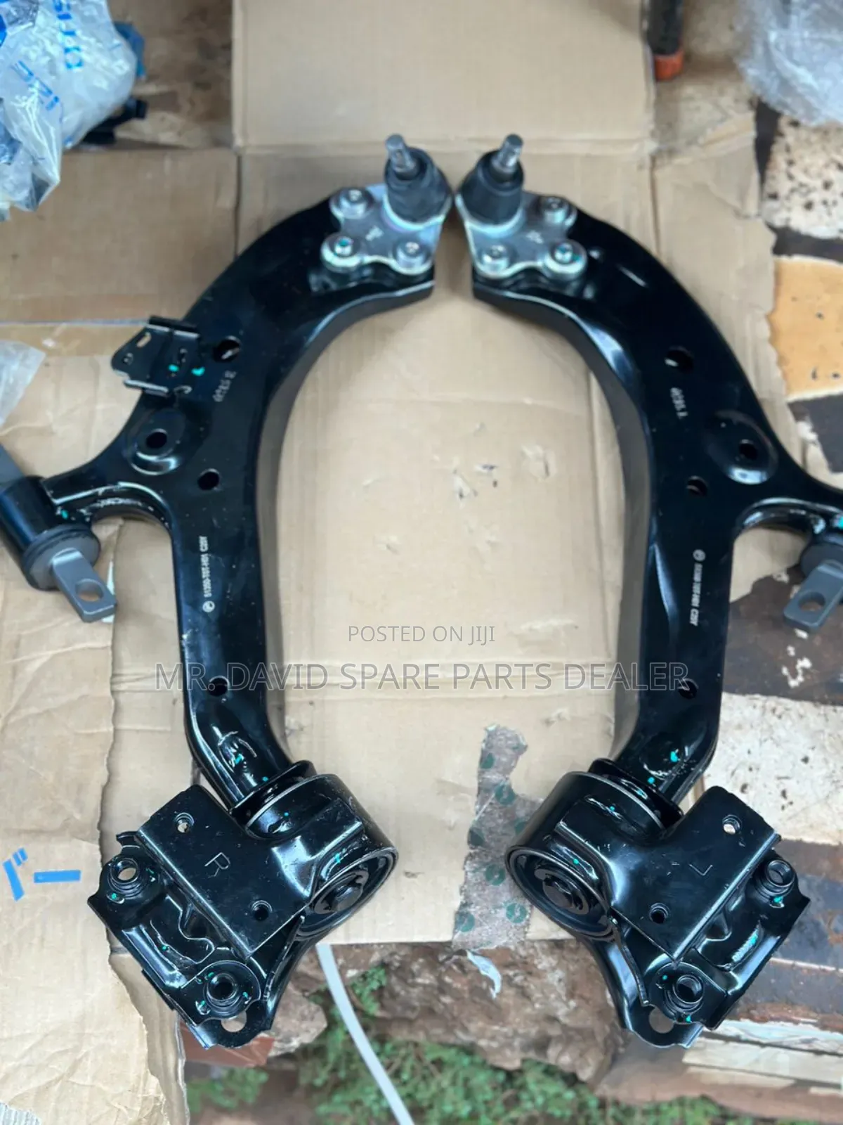 Honda CRV 2012,2013,2014,2015,2016 Lower Arm With Ball Jiont Complete