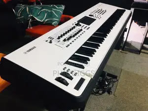 Yamaha Montage 8 White Colour