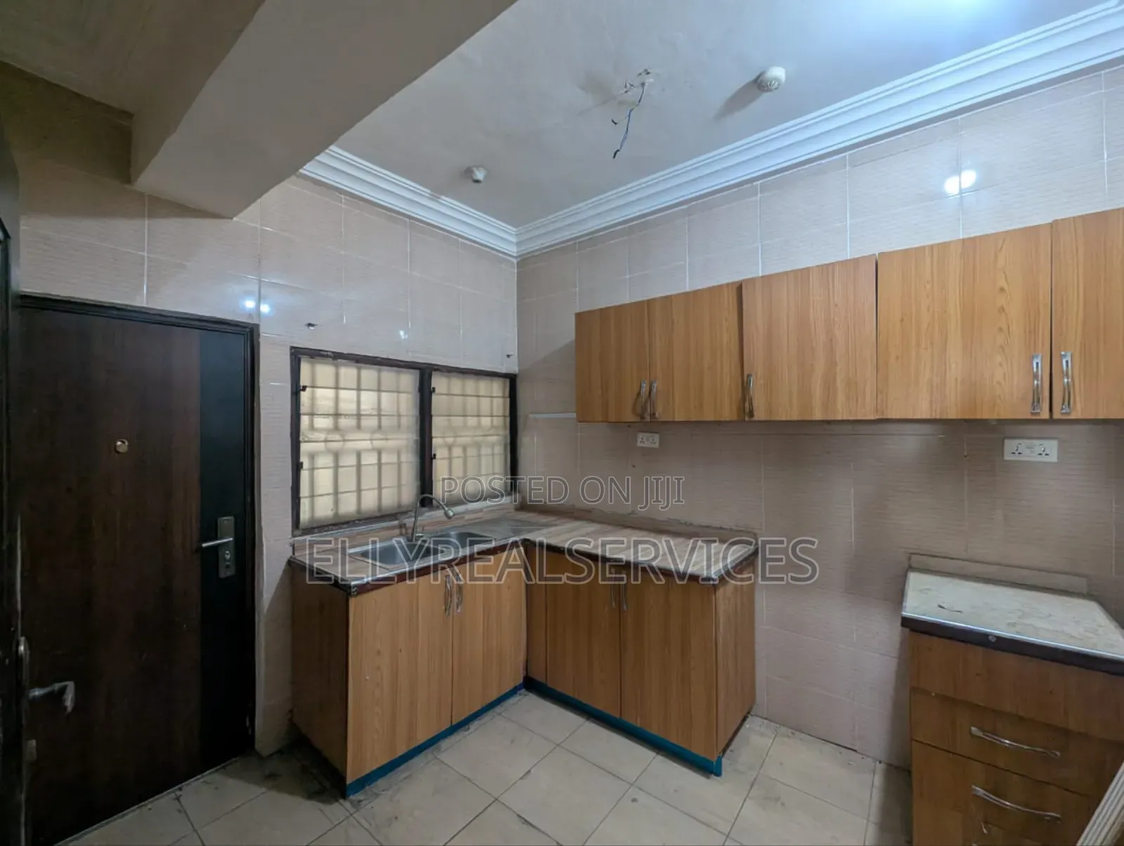 2bdrm Apartment in Ellyrealservices, Peace Clinic Area for rent