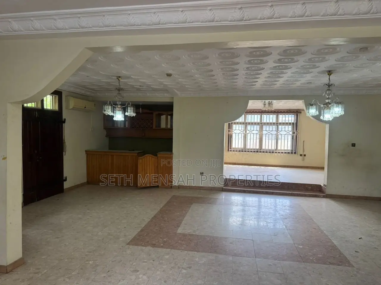 4bdrm House in 4 Bedroom House, Mile 7 for sale