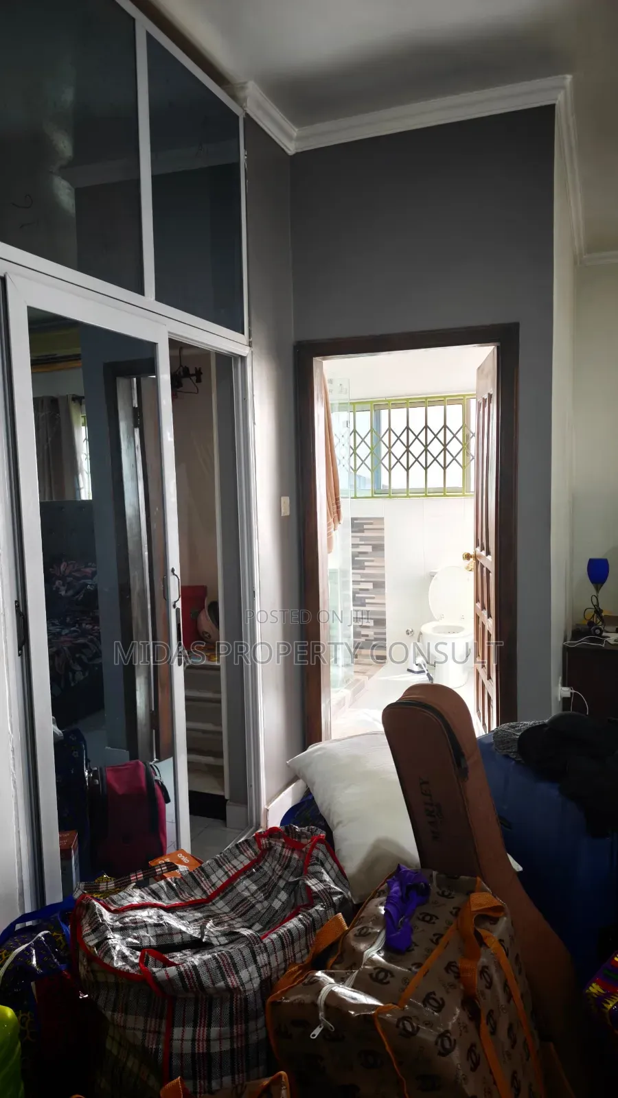 5bdrm House in Aburi for sale